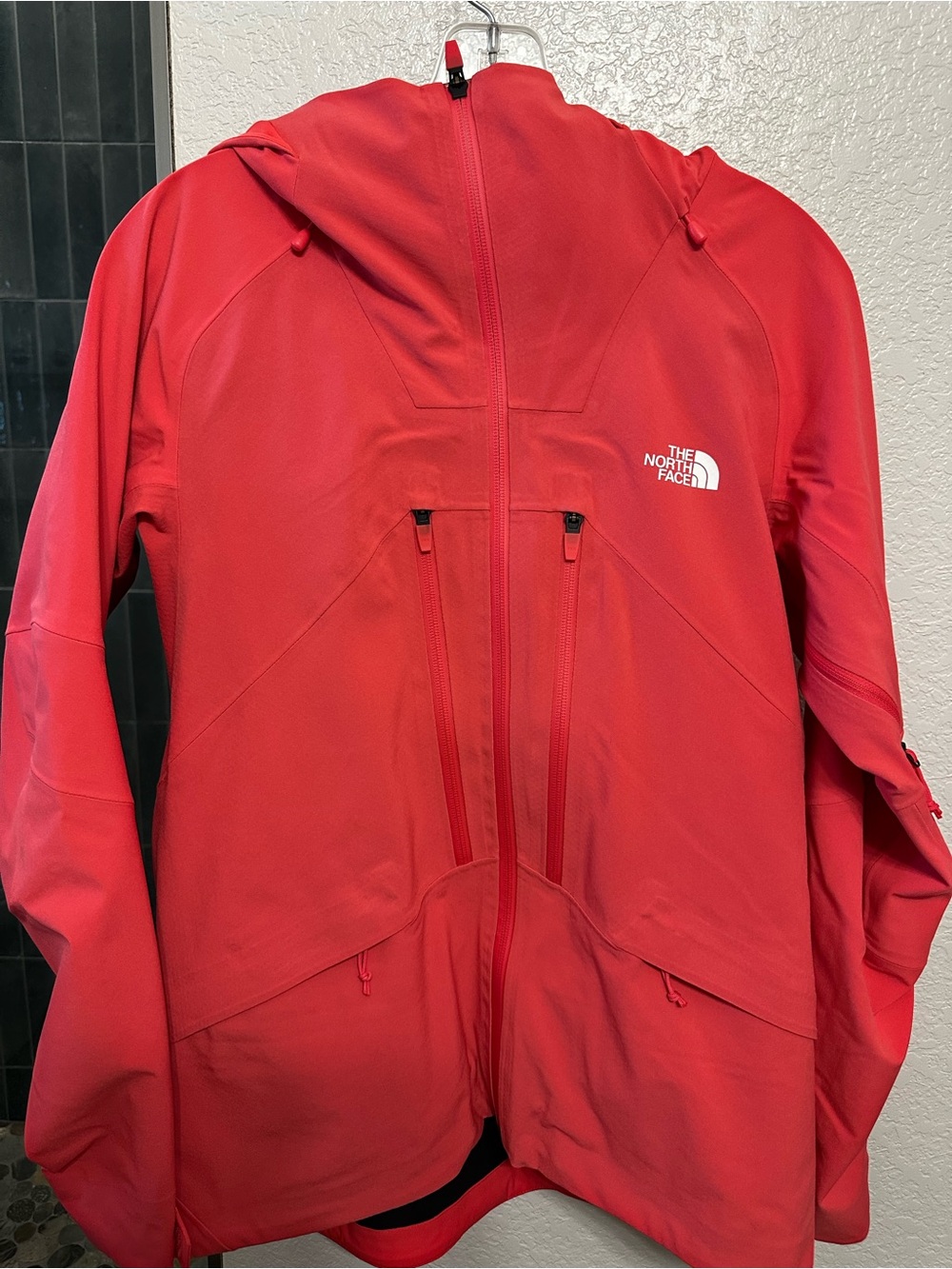 THE NORTY FACE Women's Hooded Lightweight Ski Jacket